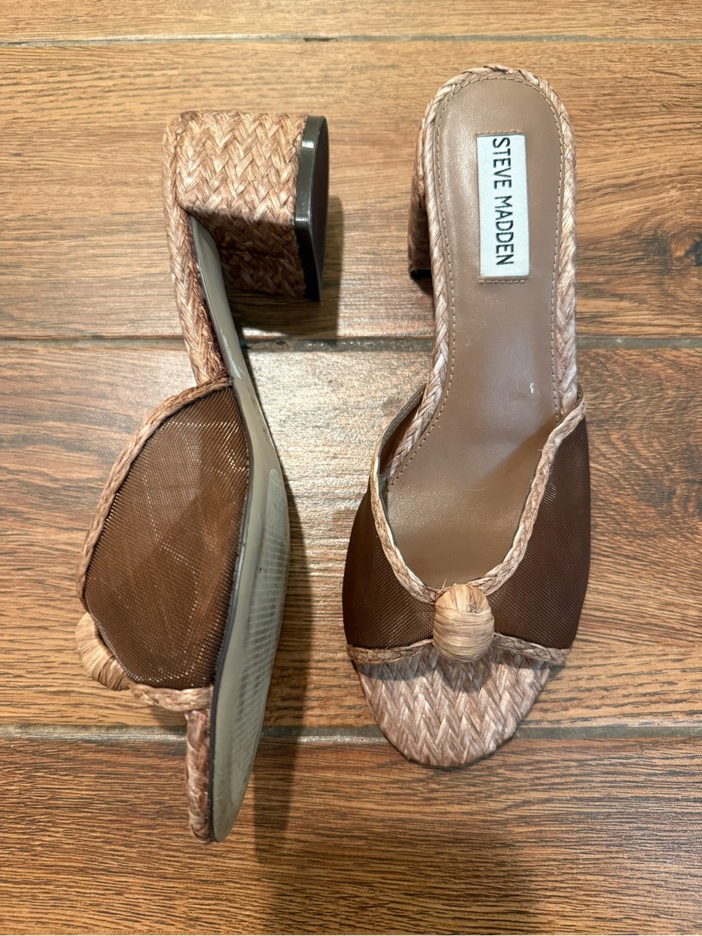 ✨Steve Madden Tan Braided Slide Heels